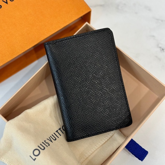 Louis Vuitton Other - Louis Vuitton Pocket Organizer M30537
